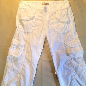 White capri size 3